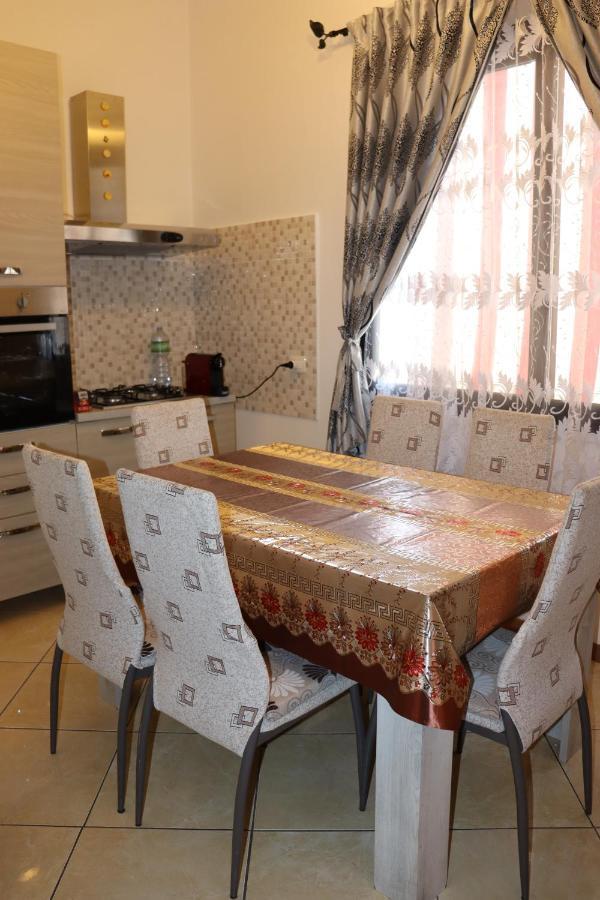 Apartamento Casa Andreea Vicino Al Centro Di Olbia Iun R5904 Exterior foto